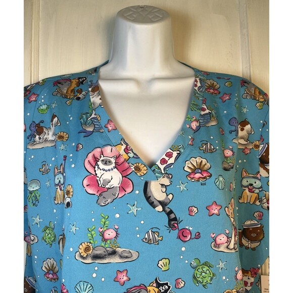 Koi Basics Critters Under The Sea Cats Women's 2-Pocket STRETCH Scrub NWT Sz L - Picture 10 of 12